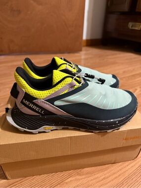 Merrell Embark with lace Sheild trail shoes women’s 8 new in box